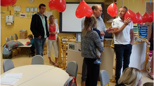 Une première rentrée pour les petits de la classe de Maitresse Lô