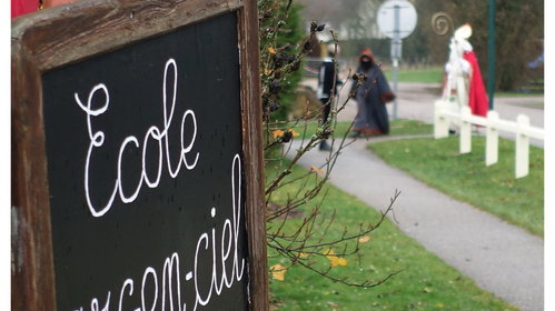 La venue de Saint Nicolas et Le Père Fouettard@Maitresse Lô