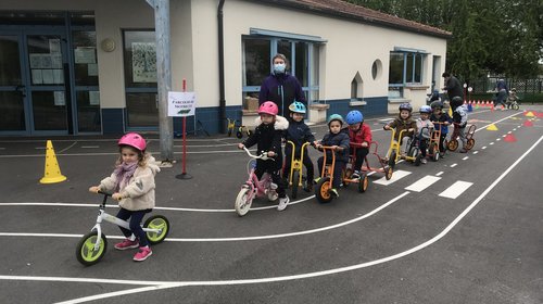 La meuse à vélo avec l'USEP @maitresse Lô